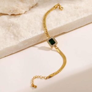 Green Stone Gold Link Bracelet.